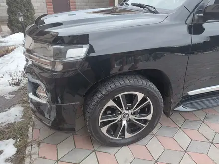 Toyota Land Cruiser 2020 года за 37 000 000 тг. в Алматы – фото 8
