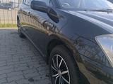 Toyota Caldina 2005 годаүшін5 100 000 тг. в Усть-Каменогорск – фото 2