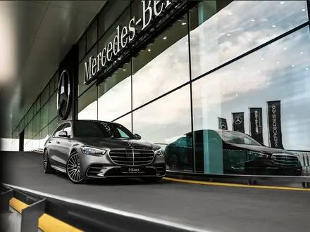 Mercedes-Benz S 580 4MATIC 2023 года за 111 000 000 тг. в Астана – фото 10