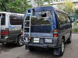 Mitsubishi Delica 1994 годаfor3 000 000 тг. в Алматы – фото 2