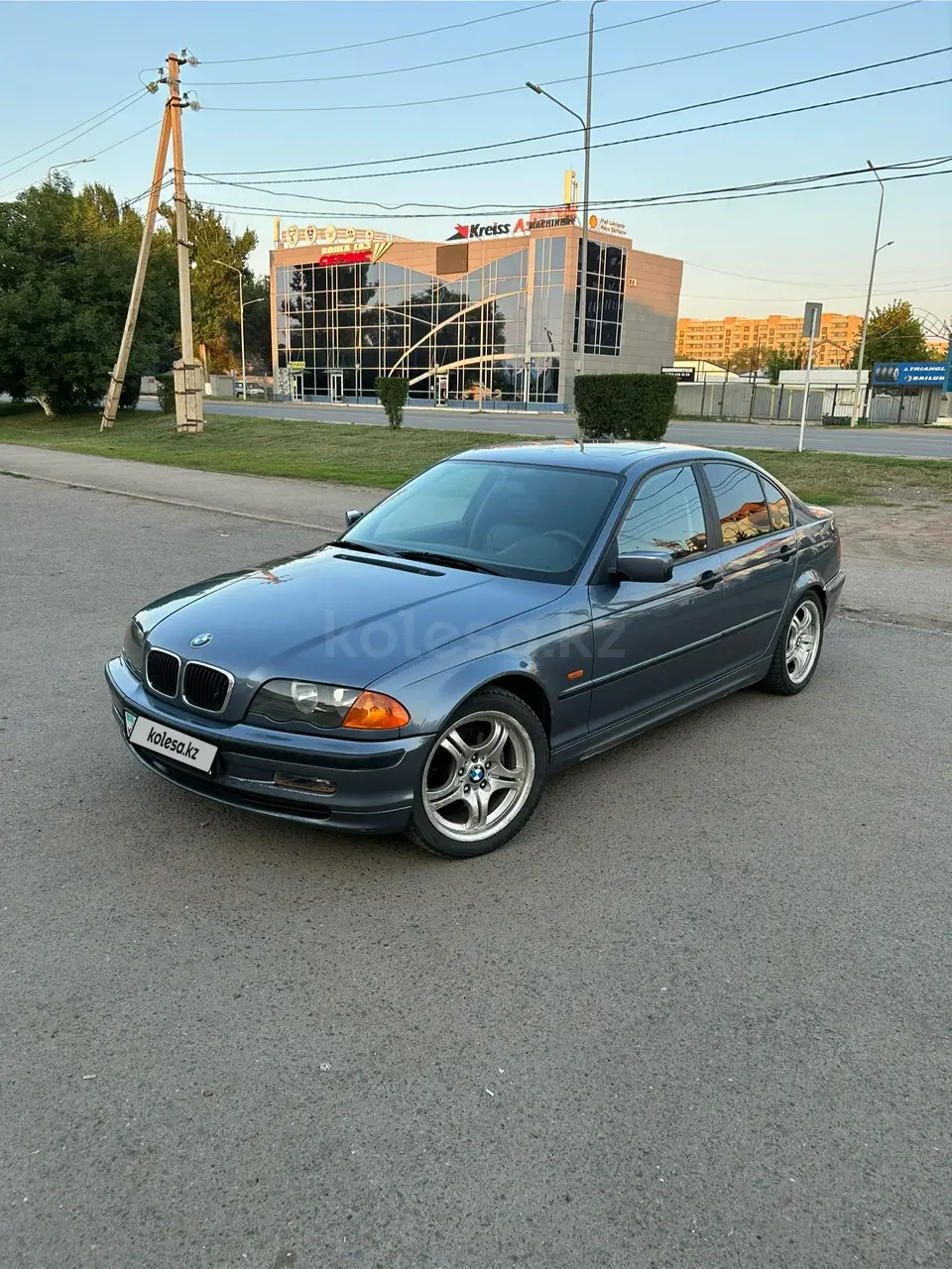 BMW 3 Series, 1998