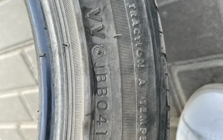 Bridgestone за 15 000 тг. в Алматы