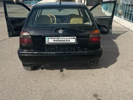 Volkswagen Golf 1996 года за 1 950 000 тг. в Астана – фото 9