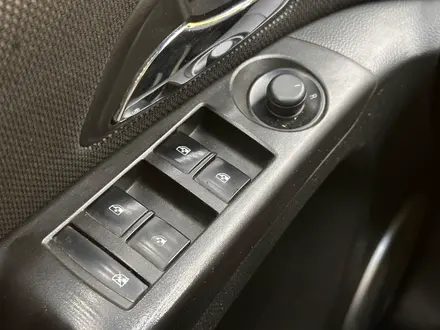 Chevrolet Cruze 2014 года за 4 000 000 тг. в Астана – фото 11
