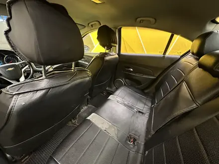 Chevrolet Cruze 2014 года за 4 000 000 тг. в Астана – фото 18