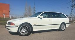 BMW 523 1998 года за 4 200 000 тг. в Астана – фото 2