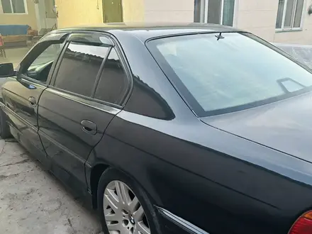 BMW 735 1998 года за 3 000 000 тг. в Тараз – фото 4