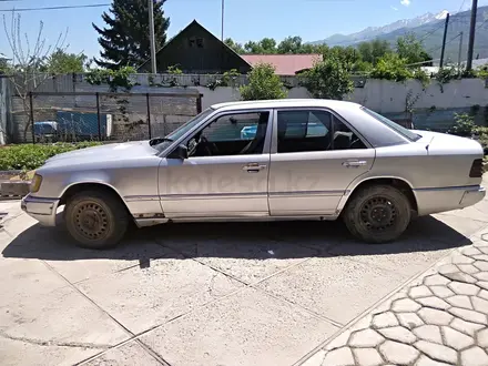 Mercedes-Benz E 260 1990 года за 1 150 000 тг. в Талгар – фото 3