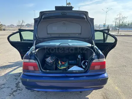 BMW 528 1997 года за 2 500 000 тг. в Алматы – фото 9