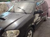 Kia Carnival 2001 года за 3 500 000 тг. в Алматы – фото 5