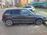 Volkswagen Golf 1993 года за 700 000 тг. в Астана – фото 3