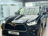 Toyota Highlander Luxe 2025 года за 29 100 000 тг. в Алматы