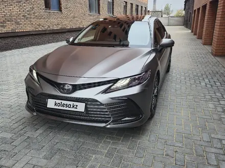 Toyota Camry 2022 года за 20 500 000 тг. в Семей – фото 15