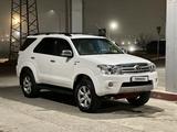 Toyota Fortuner 2005 года за 8 900 000 тг. в Актау – фото 2