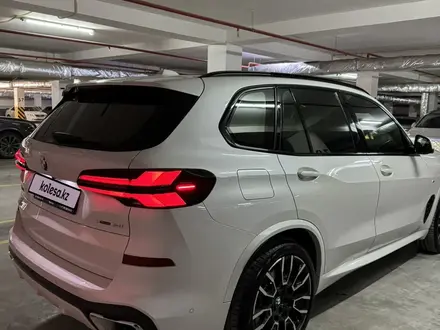 BMW X5 2023 года за 65 000 000 тг. в Алматы – фото 3