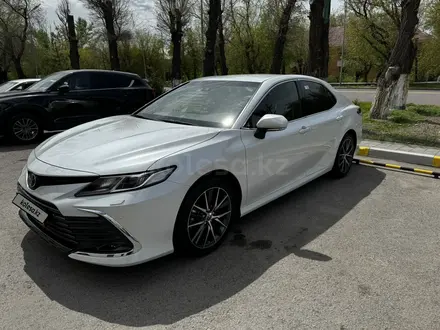 Toyota Camry 2023 годаүшін17 500 000 тг. в Караганда – фото 4