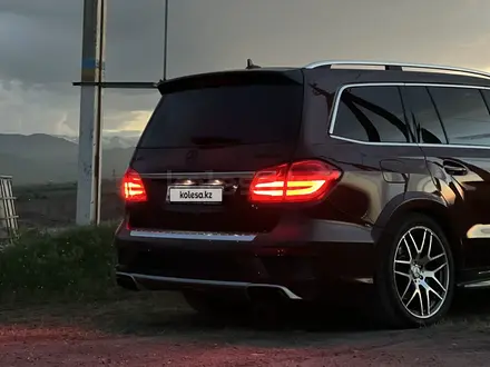 Mercedes-Benz GL 63 AMG 2014 годаүшін26 000 000 тг. в Тараз