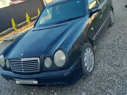 Mercedes-Benz E 320 1997 года за 2 200 000 тг. в Алматы – фото 11