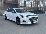 Hyundai Sonata 2018 года за 4 250 000 тг. в Уральск – фото 3