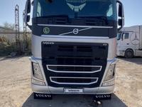 Volvo  FH 2015 года за 26 000 000 тг. в Атырау