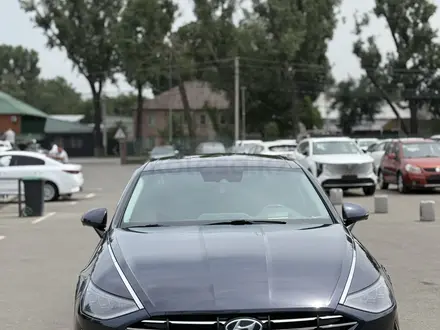 Hyundai Sonata 2022 года за 12 000 000 тг. в Алматы – фото 3