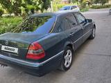 Mercedes-Benz C 180 1995 года за 1 300 000 тг. в Уральск – фото 4