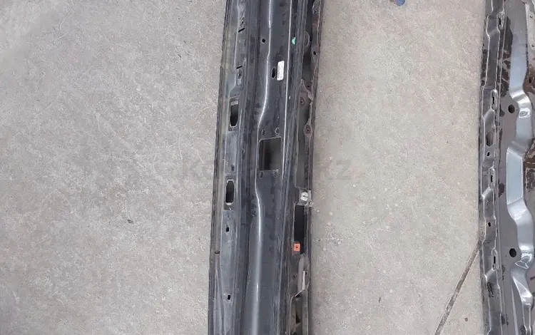 Резинка крышки багажника за 1 000 тг. в Алматы