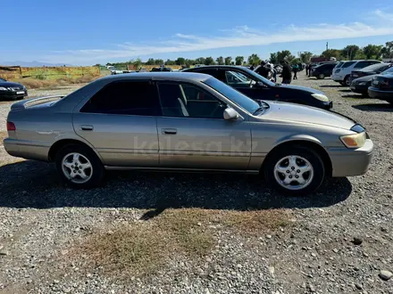 Toyota Camry 1999 года за 3 500 000 тг. в Талдыкорган – фото 4