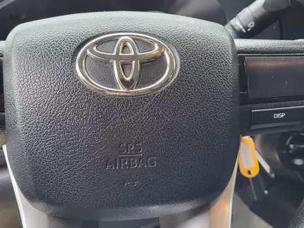 Toyota Hilux 2018 года за 16 000 000 тг. в Атырау – фото 15