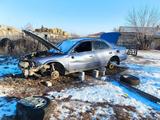 Toyota Camry 2000 года за 1 500 000 тг. в Семей – фото 2