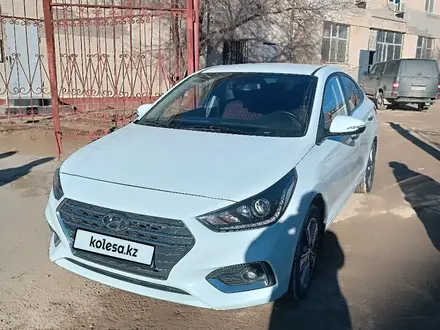 Hyundai Accent 2019 года за 8 500 000 тг. в Жанаозен – фото 7