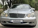 Mercedes-Benz C 240 2000 года за 4 700 000 тг. в Алматы