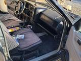 Volkswagen Passat 1996 года за 850 000 тг. в Актобе – фото 4