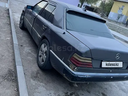 Mercedes-Benz E 230 1989 года за 1 000 000 тг. в Балхаш – фото 3