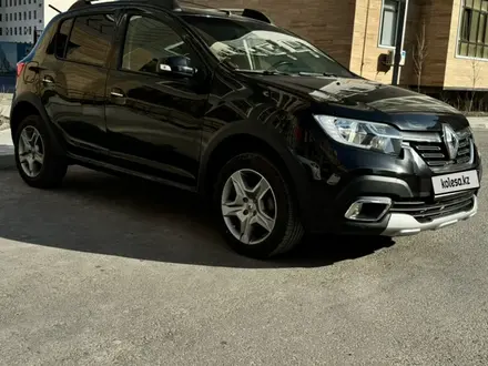 Renault Sandero Stepway 2019 года за 6 400 000 тг. в Атырау – фото 2