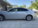 Lexus ES 300h 2012 годаүшін7 200 000 тг. в Жанаозен – фото 4