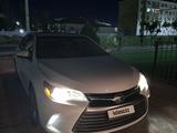 Toyota Camry 2017 года за 8 200 000 тг. в Жанаозен