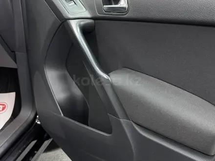 Volkswagen Tiguan 2013 года за 6 500 000 тг. в Алматы – фото 22