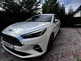JAC J7 2023 года за 5 800 000 тг. в Алматы