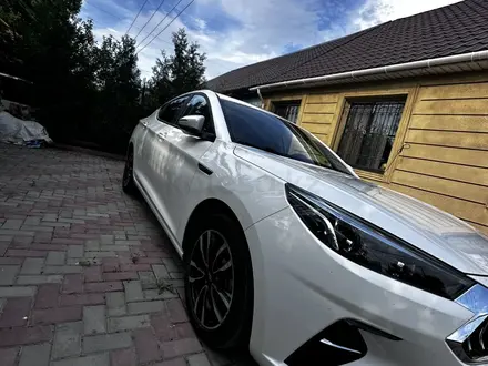 JAC J7 2023 года за 5 800 000 тг. в Алматы – фото 2
