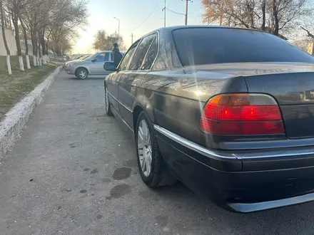 BMW 728 1999 года за 3 300 000 тг. в Шымкент – фото 2