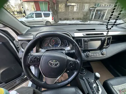 Toyota RAV4 2015 года за 11 500 000 тг. в Алматы – фото 18