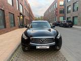 Infiniti QX70 2015 года за 11 500 000 тг. в Алматы – фото 2