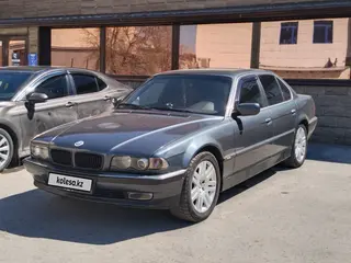 BMW 728