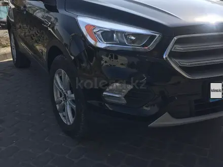 Ford Kuga 2017 года за 8 300 000 тг. в Шымкент – фото 2