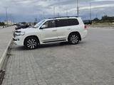 Toyota Land Cruiser 2016 годаүшін31 000 000 тг. в Актау