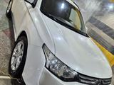 Mitsubishi Outlander 2013 годаүшін8 000 000 тг. в Семей