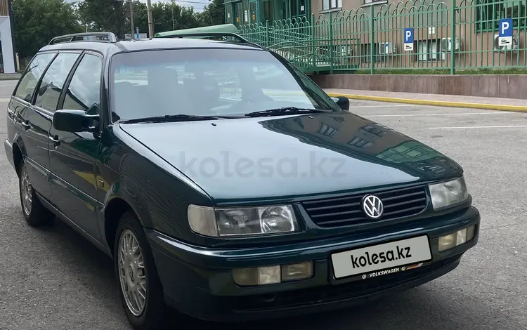 Volkswagen Passat 1996 годаүшін2 400 000 тг. в Тараз