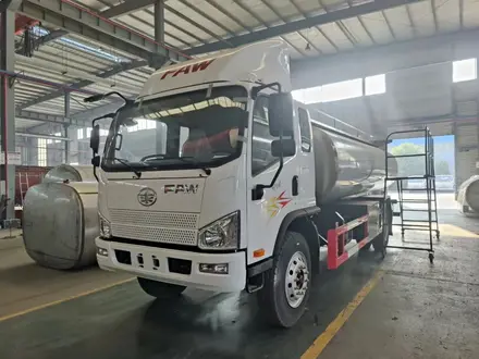 FAW 2024 года в Алматы – фото 2