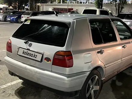 Volkswagen Golf 1997 года за 2 000 050 тг. в Алматы – фото 4